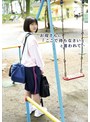 ミニ系 小柄お母さんに「ここで待ちなさい」と言われて… 合原槻羽